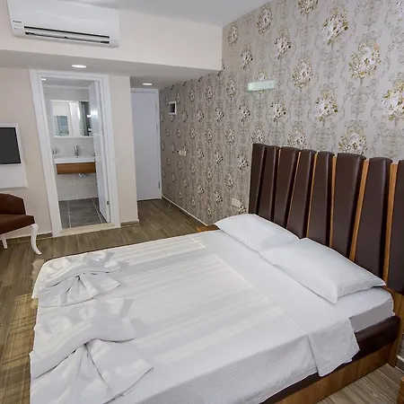 Dalian Elite Hotel