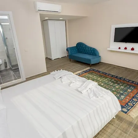 Hotel Dalian Elite 3*