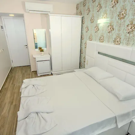 Hotel Dalian Elite 3*