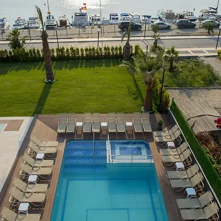 Otel Dalian Elite Çeşme