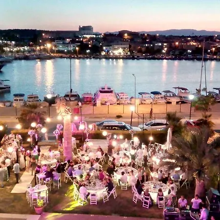 Otel Dalian Elite 3*