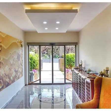 Otel Dalian Elite Çeşme