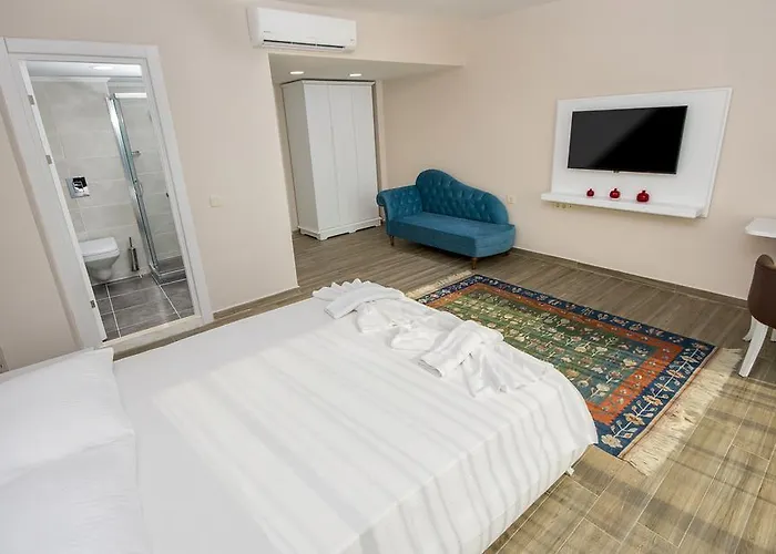 Hotel Dalian Elite 3*