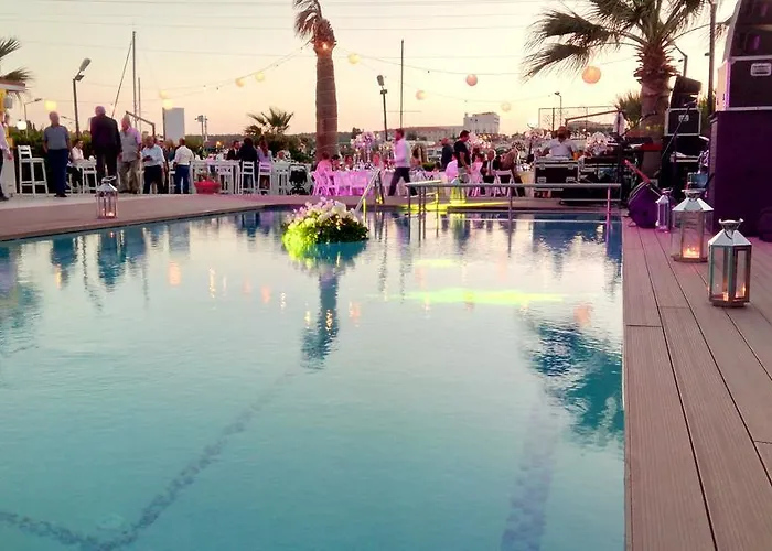 Dalian Elite Hotel Çeşme