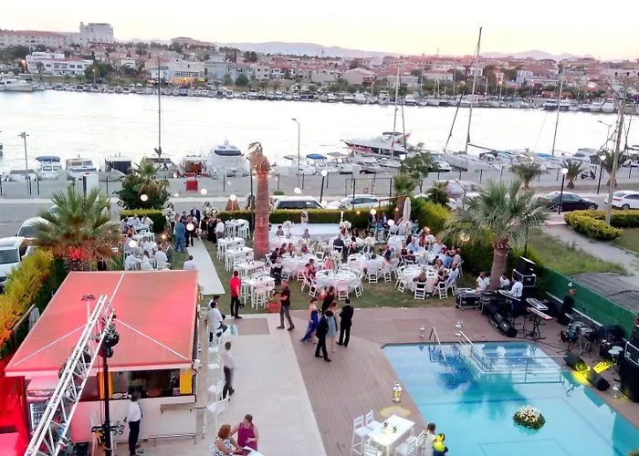 Dalian Elite Çeşme